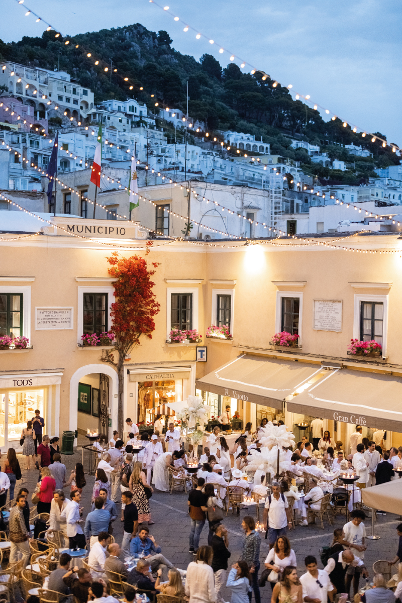 boat tour Capri by night