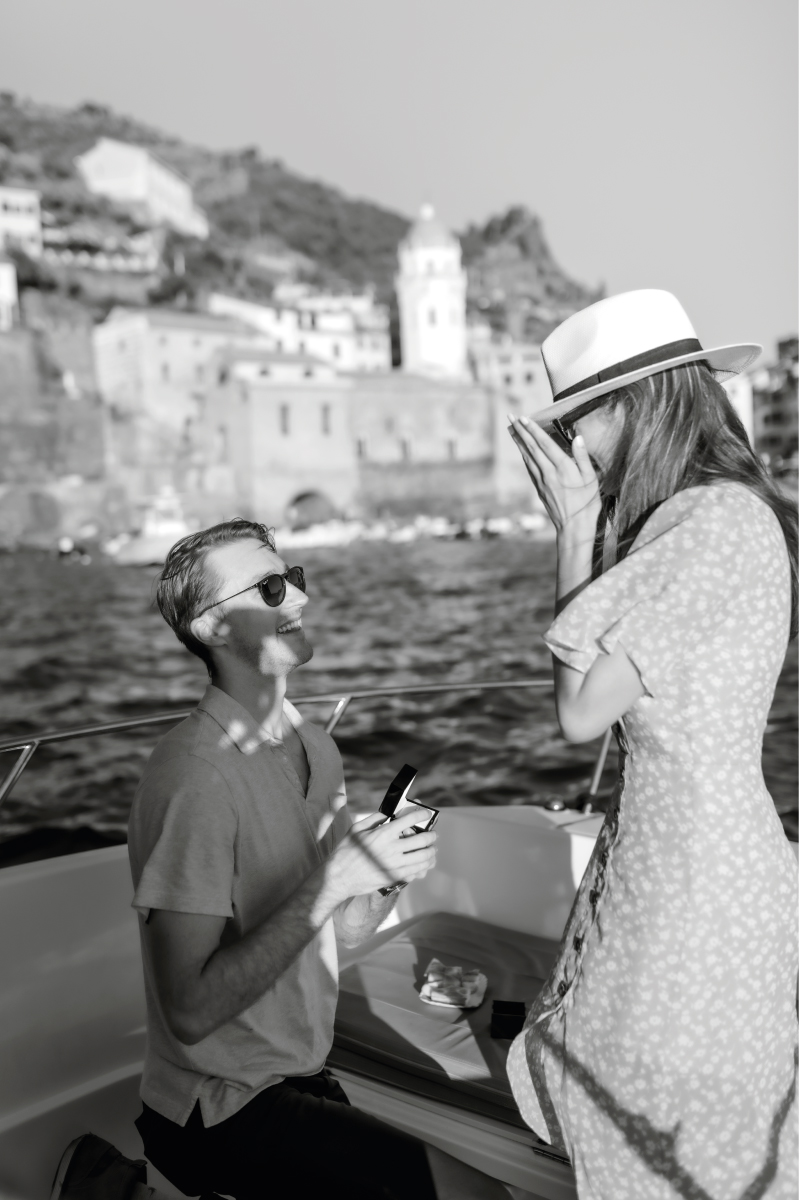 Wedding Proposal Cinque Terre photo shooting