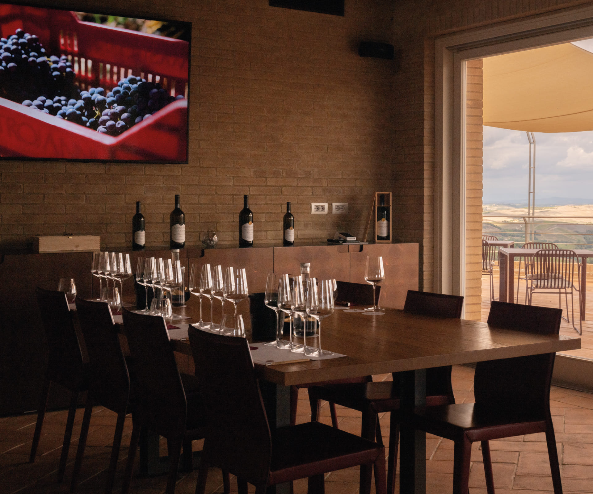 Brunello di Montalcino wine tasting in Tuscany